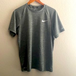 Nike swim dri fit shirt 👕